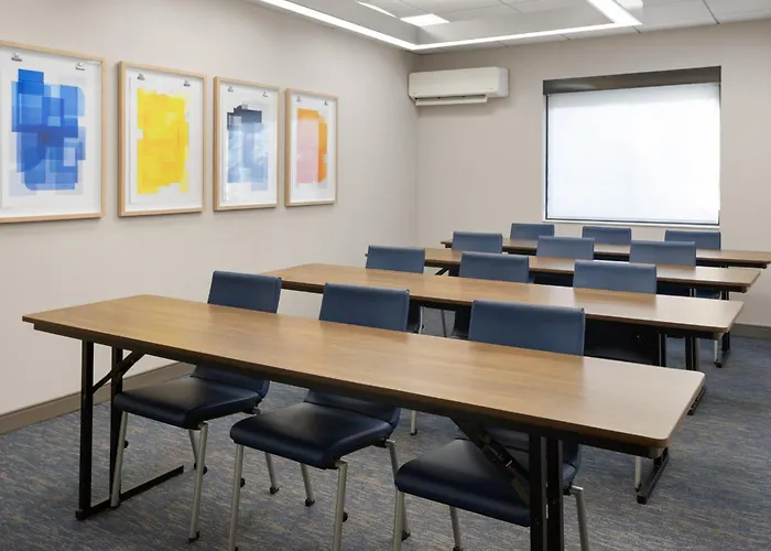 Holiday Inn Express Philadelphia Penn'S Landing By Ihg